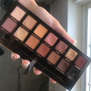 Anastasia Soft Glam Eyeshadow Palette